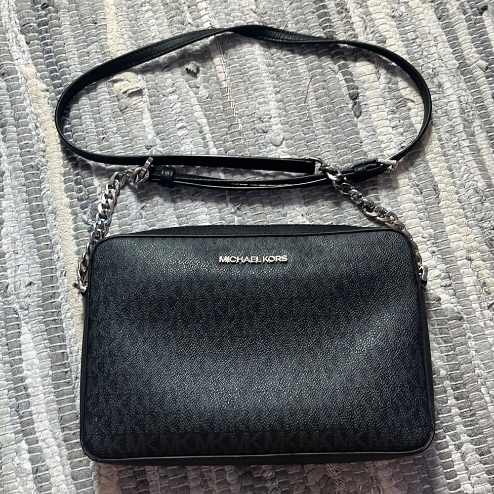 Micheal Kors Womens Purse